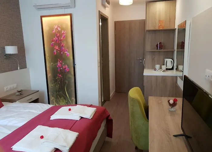 Heuréka Bed & Breakfast 4*